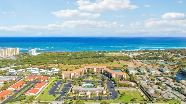 $2,200 | 275 Palm Avenue, Unit A406, Jupiter, FL 33477