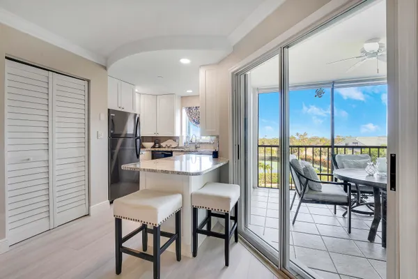 $2,200 | 275 Palm Avenue, Unit A406, Jupiter, FL 33477