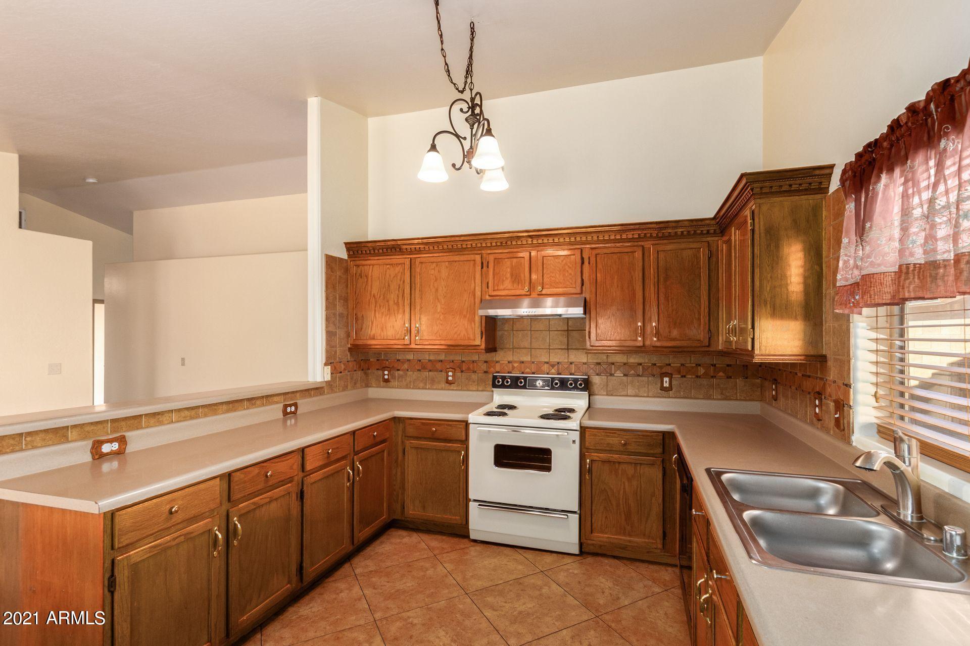 1631 East Vineyard Road Phoenix, AZ 85042 - Photo 12 of 32 KITCHEN VIEW