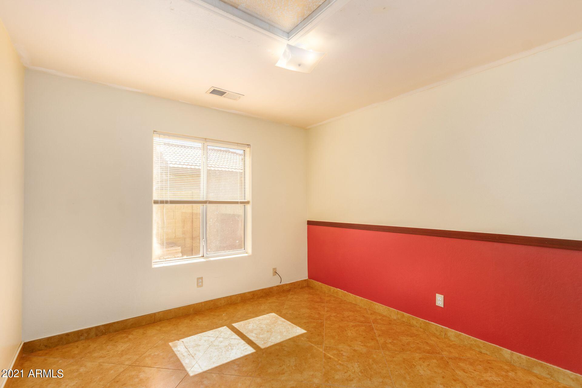 1631 East Vineyard Road Phoenix, AZ 85042 - Photo 24 of 32 UP69dsqg