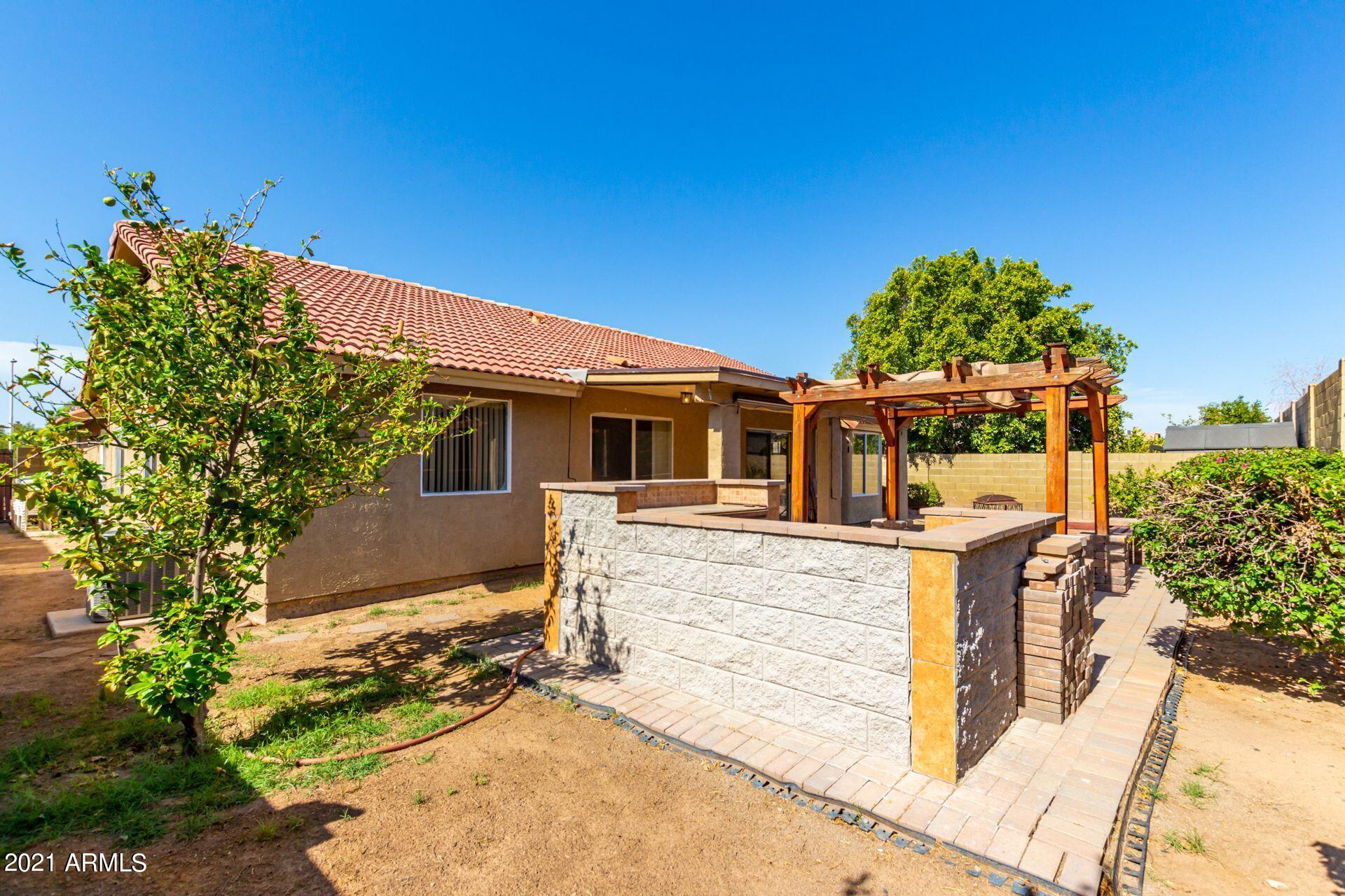 1631 East Vineyard Road Phoenix, AZ 85042 - Photo 28 of 32 N_KW5ELQ