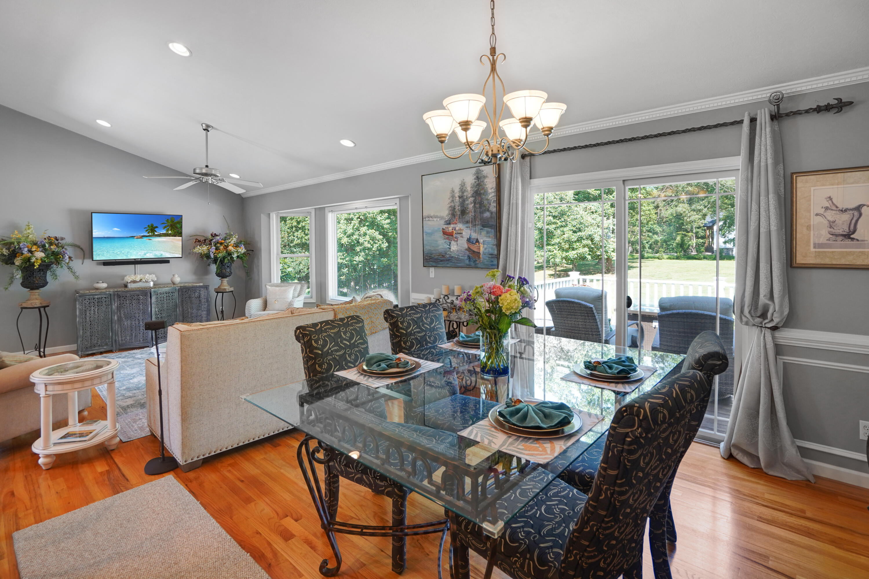 203 Indian Ridge Drive Moneta, VA 24121 - Photo 11 of 67 Dining Area