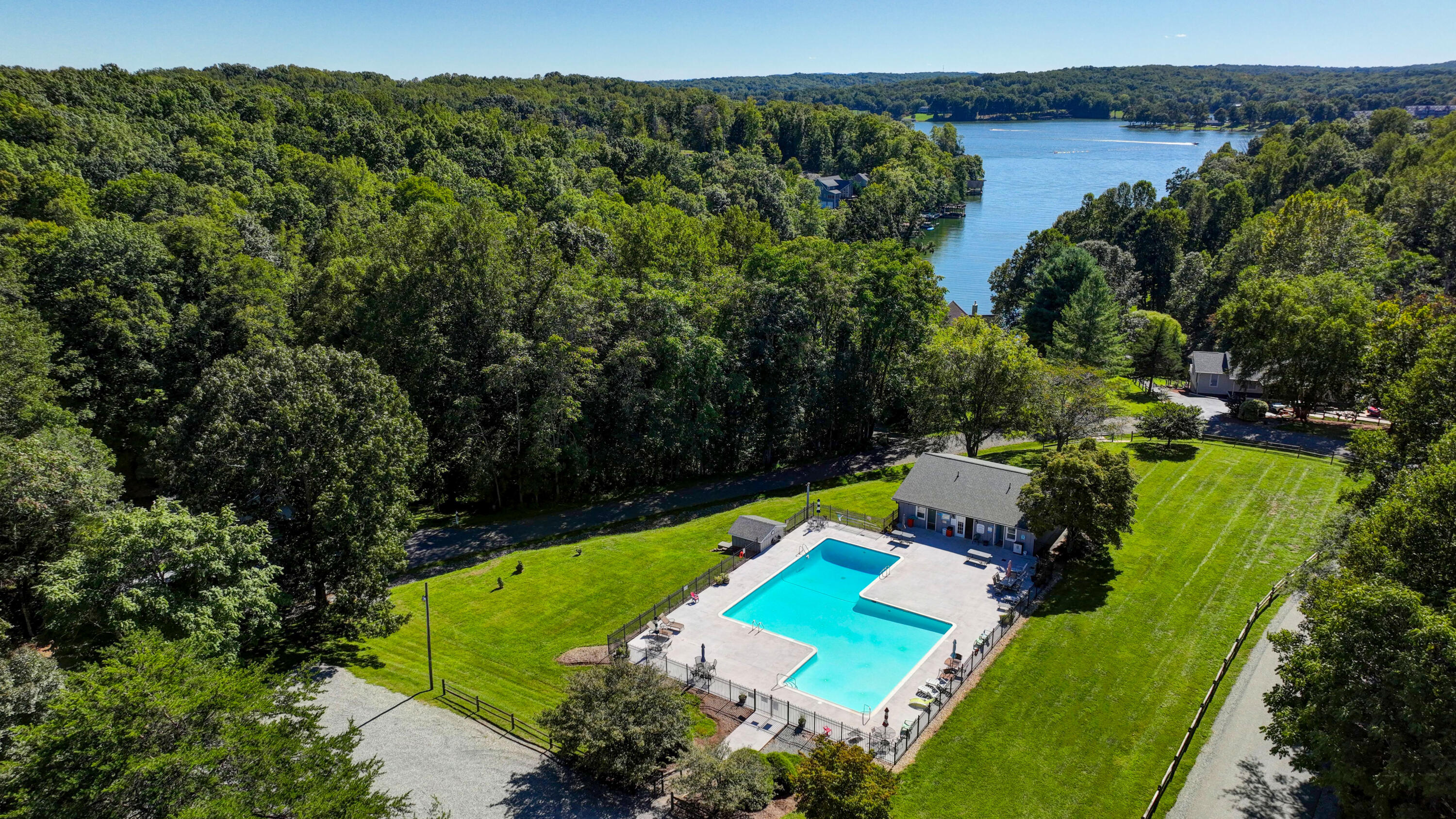 203 Indian Ridge Drive Moneta, VA 24121 - Photo 51 of 67 Community Pool