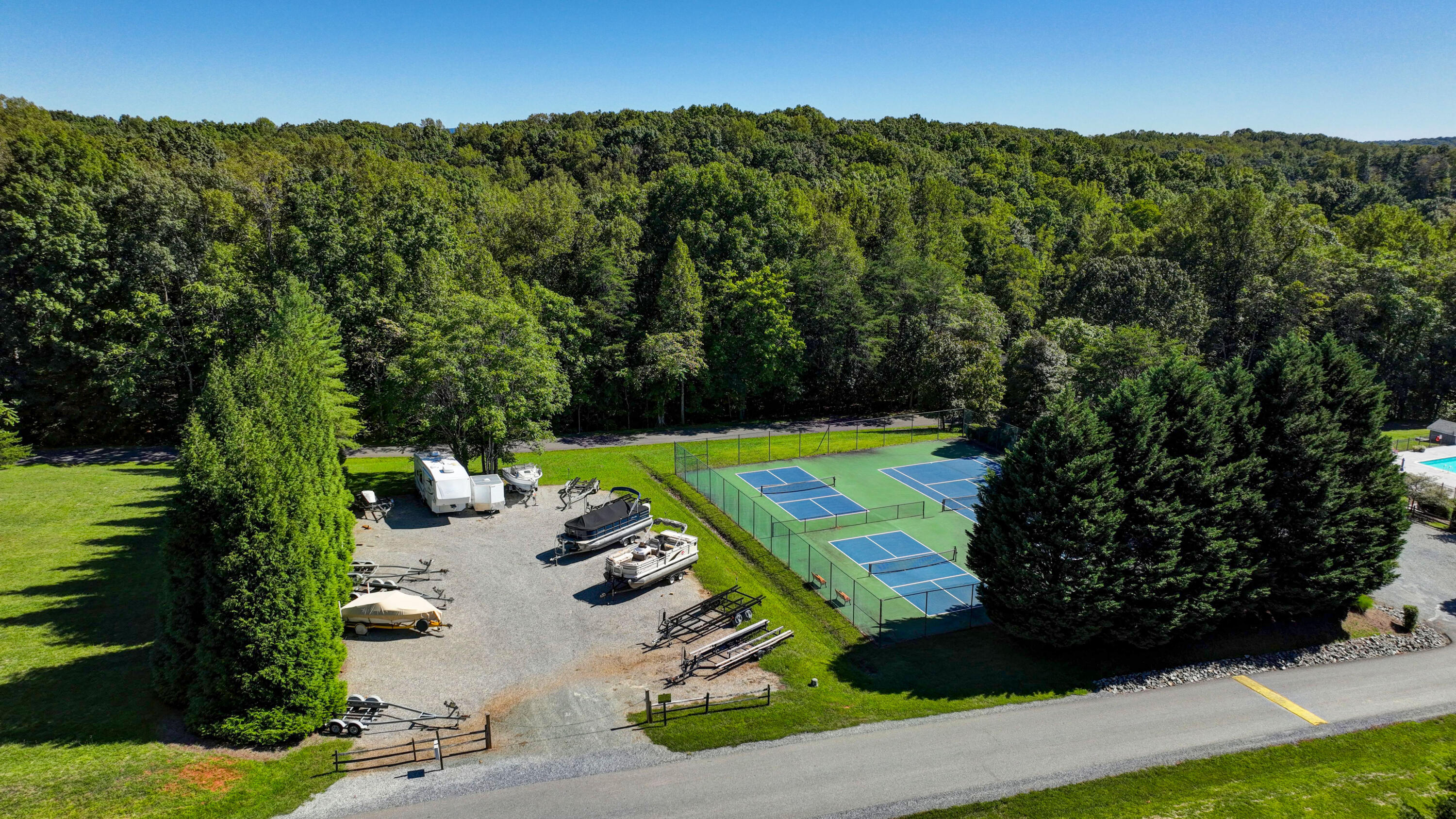 203 Indian Ridge Drive Moneta, VA 24121 - Photo 53 of 67 Community Boat Storage #1