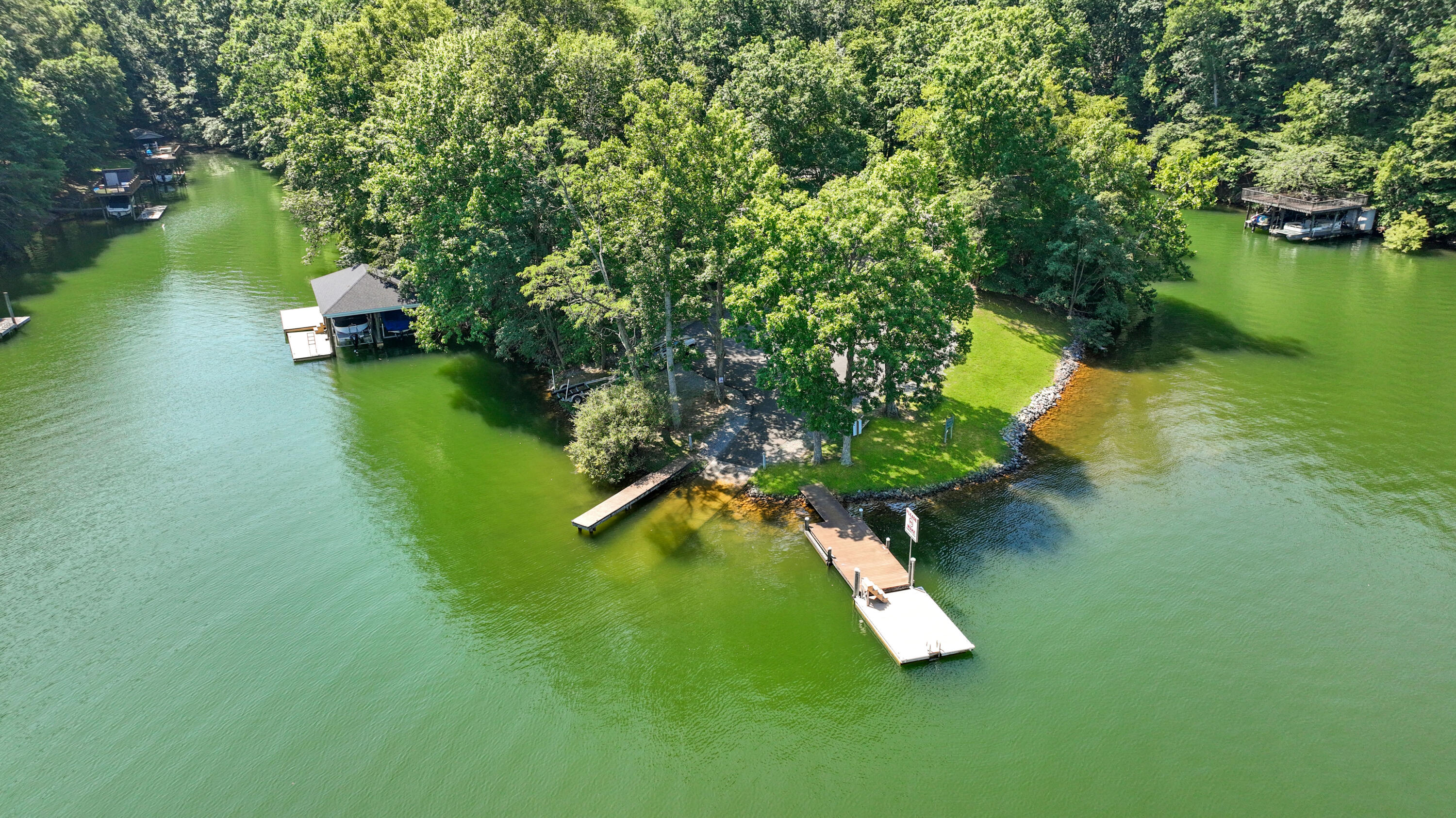 203 Indian Ridge Drive Moneta, VA 24121 - Photo 62 of 67 Boat Ramp Area
