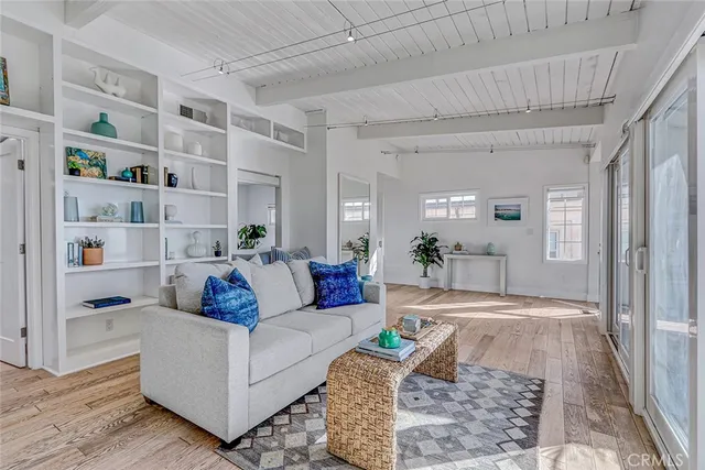 $2,895,000 | 2907 Crest Drive, Manhattan Beach, CA 90266