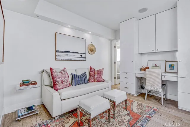 $2,895,000 | 2907 Crest Drive, Manhattan Beach, CA 90266