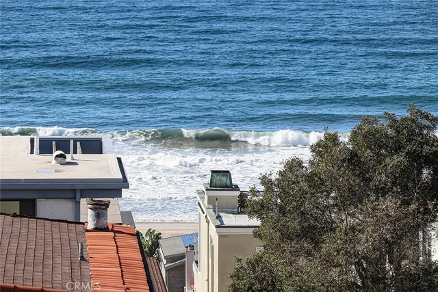 $2,895,000 | 2907 Crest Drive, Manhattan Beach, CA 90266