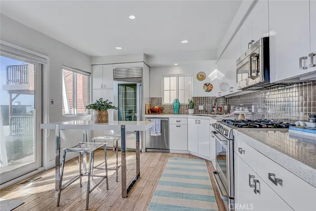 $2,895,000 | 2907 Crest Drive, Manhattan Beach, CA 90266