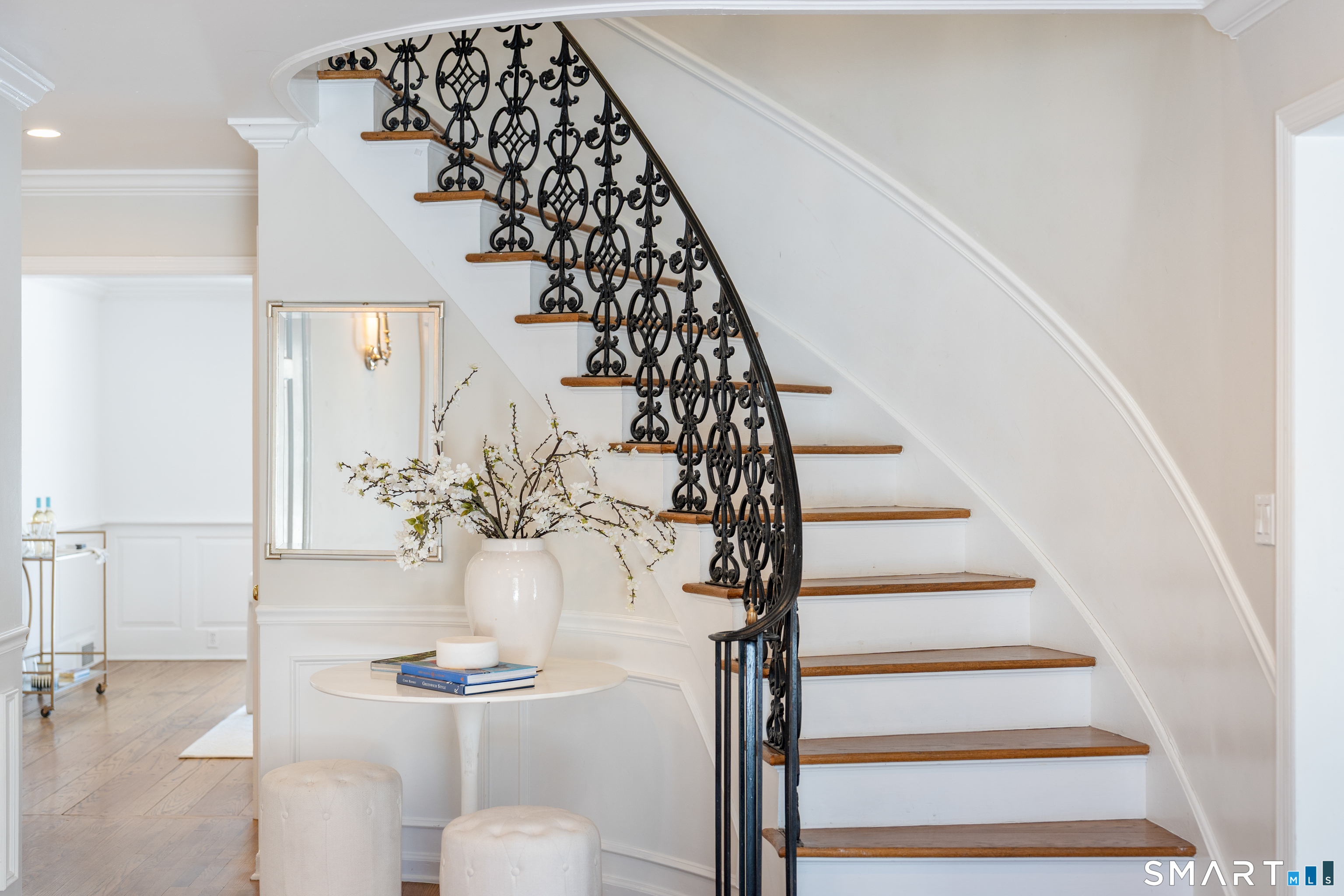 148 Ramhorne Road New Canaan, CT 06840 - Photo 3 of 38