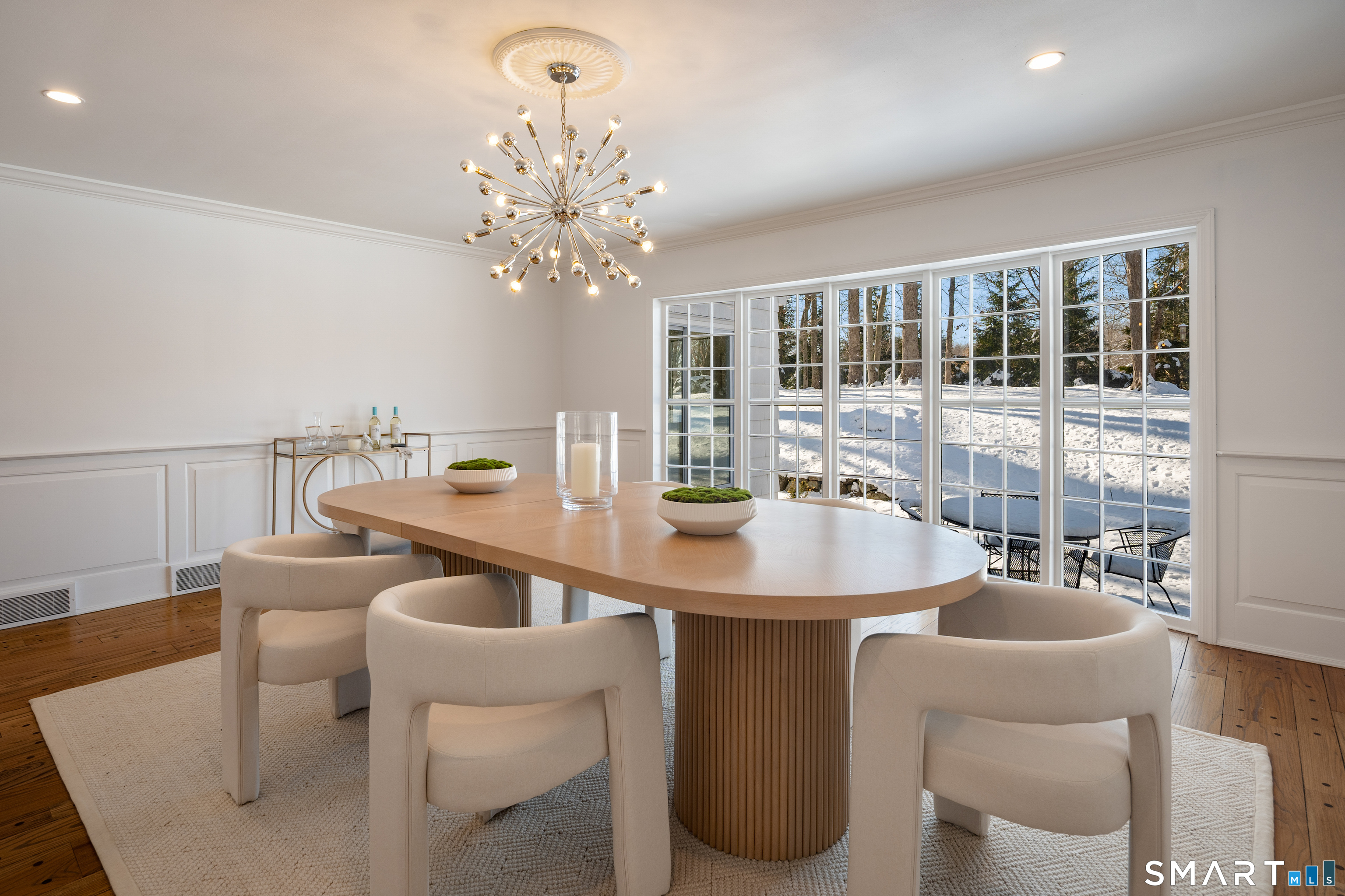 148 Ramhorne Road New Canaan, CT 06840 - Photo 8 of 38