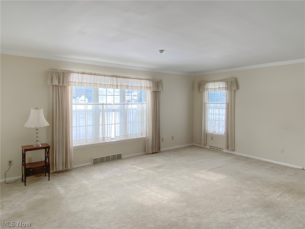 26744 Cook Road Olmsted Falls, OH 44138 - Photo 6 of 34 Gallery Image 6