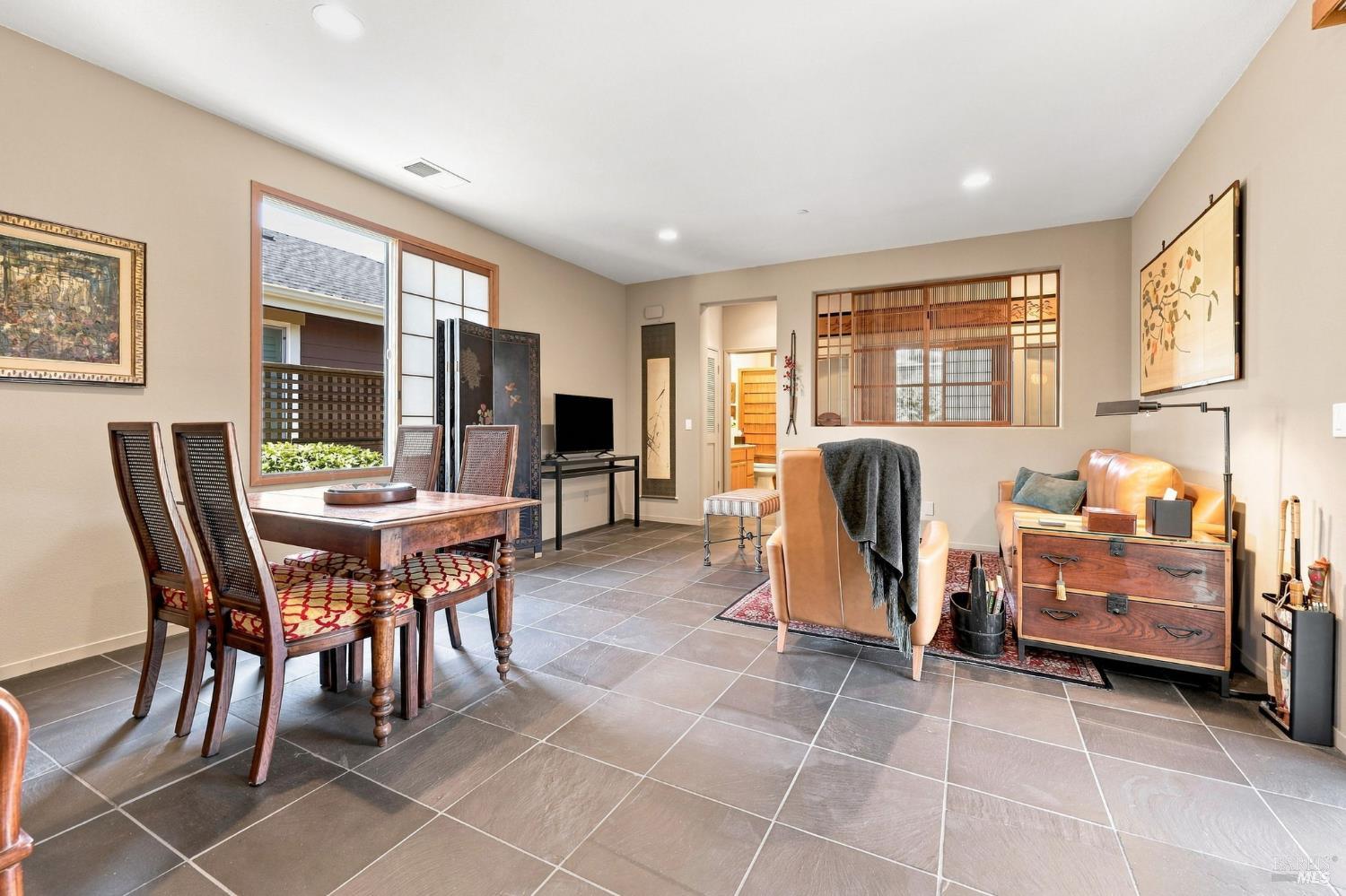 9333 Oak Trail Circle Santa Rosa, CA 95409 - Photo 18 of 42 Gallery Image 18