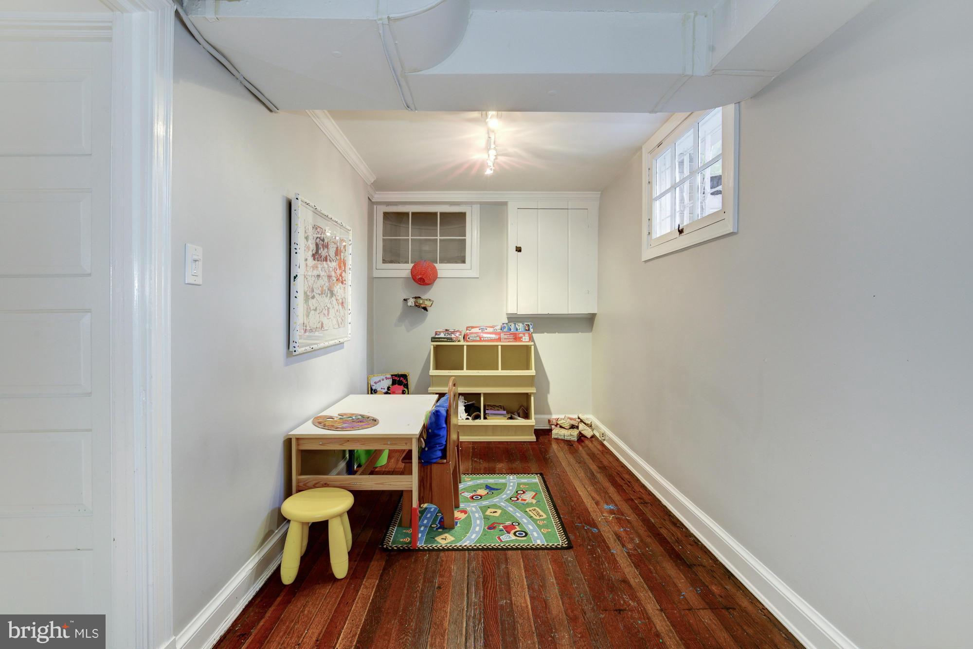 3308 Rowland Place Northwest Washington, DC 20008 - Photo 16 of 21 Interior (General)