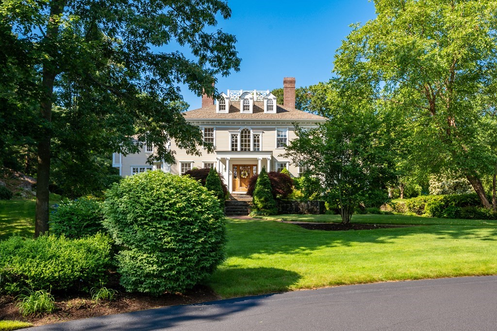 4 Alexandra Way Hingham, MA 02043 - Photo 1 of 6