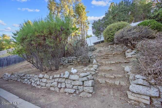807 Talbert Avenue Simi Valley, CA 93065 - Photo 27 of 39 Gallery Image 27