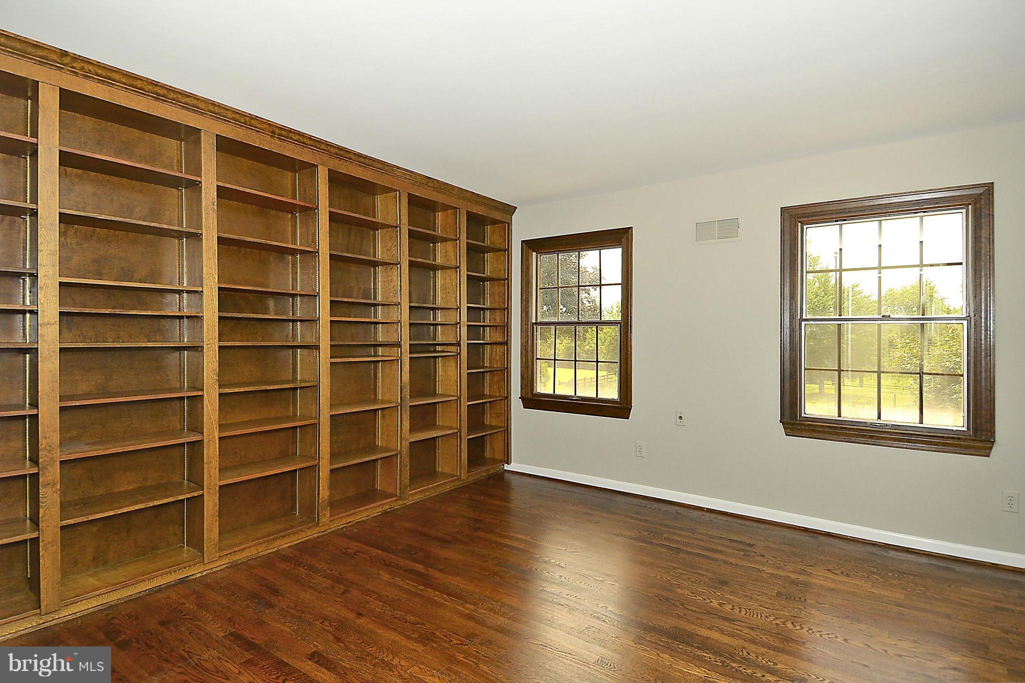 12405 Beall Spring Road Potomac, MD 20854 - Photo 27 of 30 Bedroom