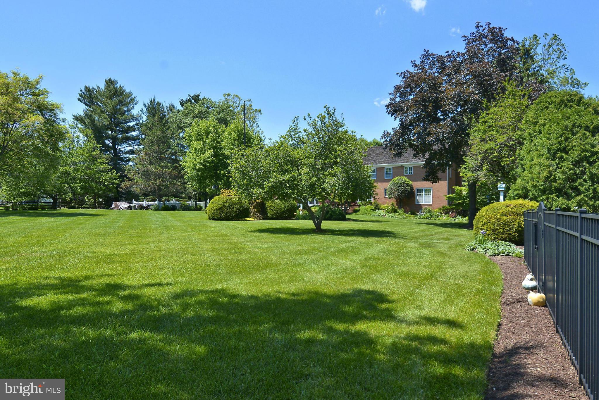 12405 Beall Spring Road Potomac, MD 20854 - Photo 9 of 30 Exterior (Rear)