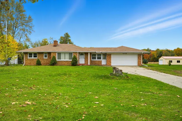 $225,000 | 1923 Highway 66, Athens, MI 49011