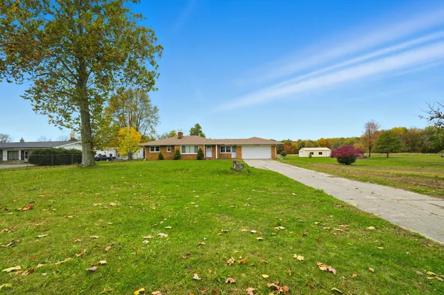 $225,000 | 1923 Highway 66, Athens, MI 49011