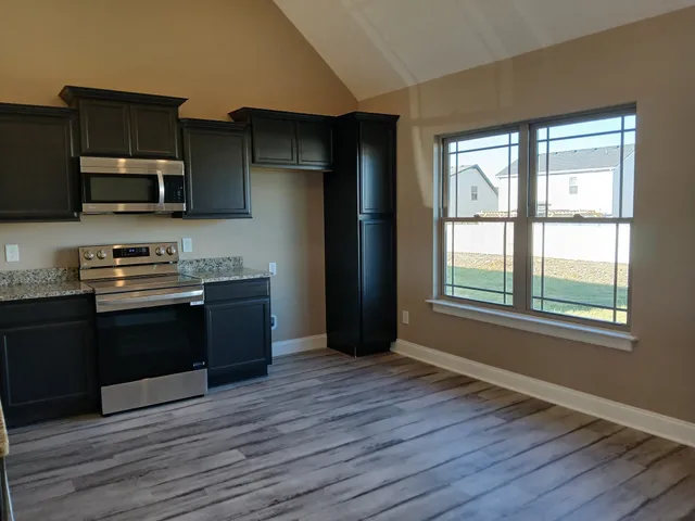 $379,900 | 2914 Vly Farms Drive, Christiana, TN 37037