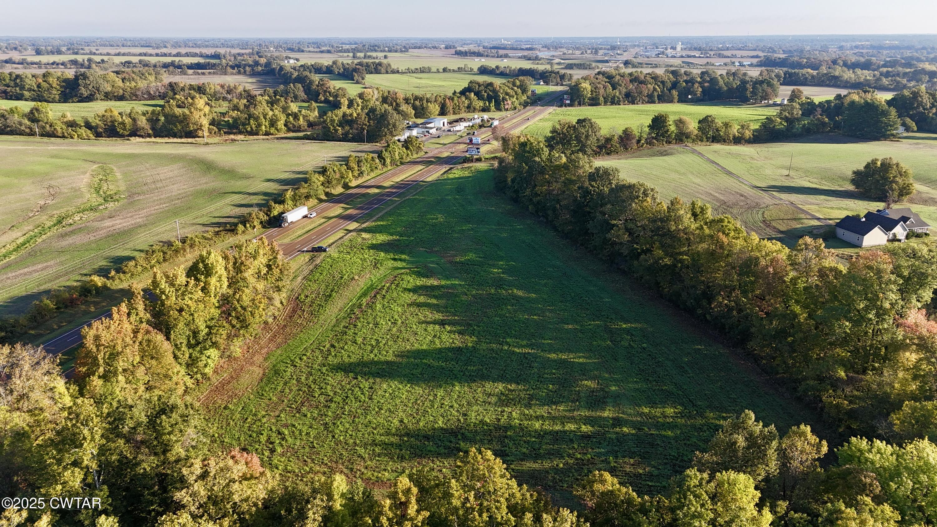 0 Reese Alexander Road Union City, TN 38261 - Photo 5 of 6 a view of a city with ocean view