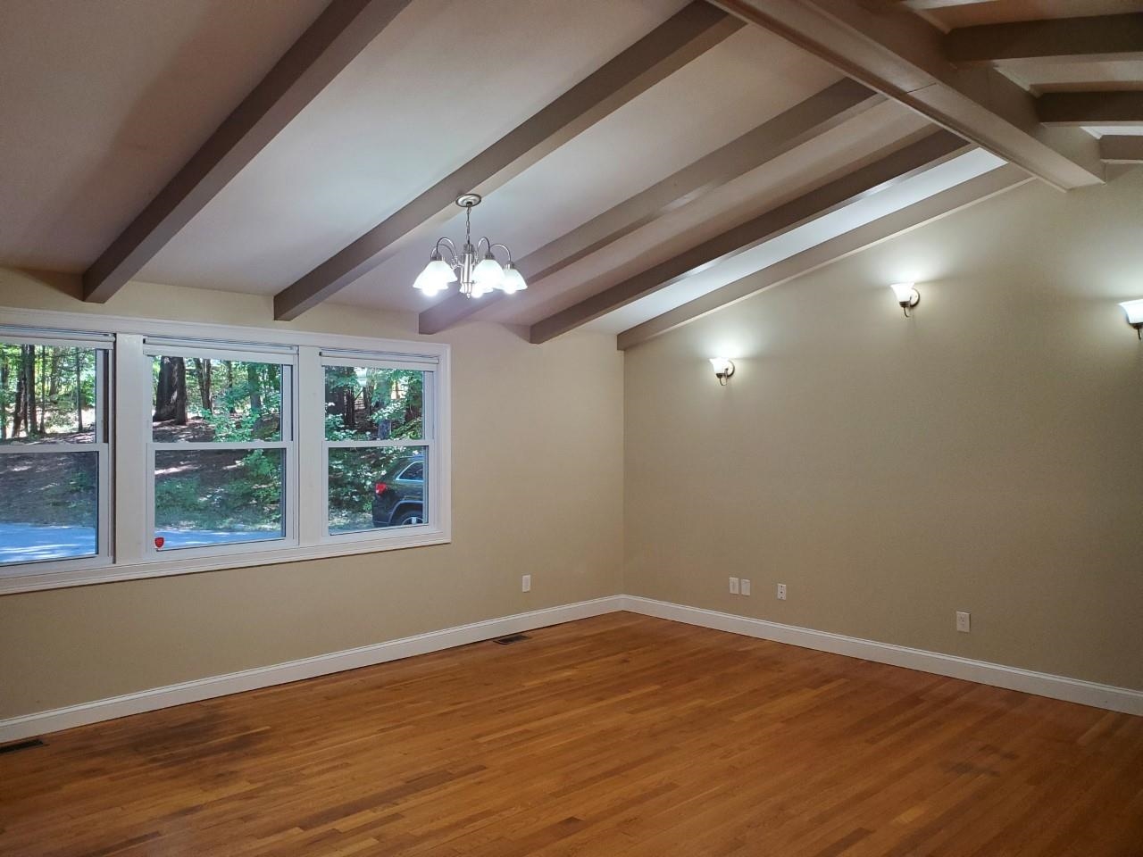 44 Mack Hill Road Amherst, NH 03031 - Photo 4 of 29 Gallery Image 4