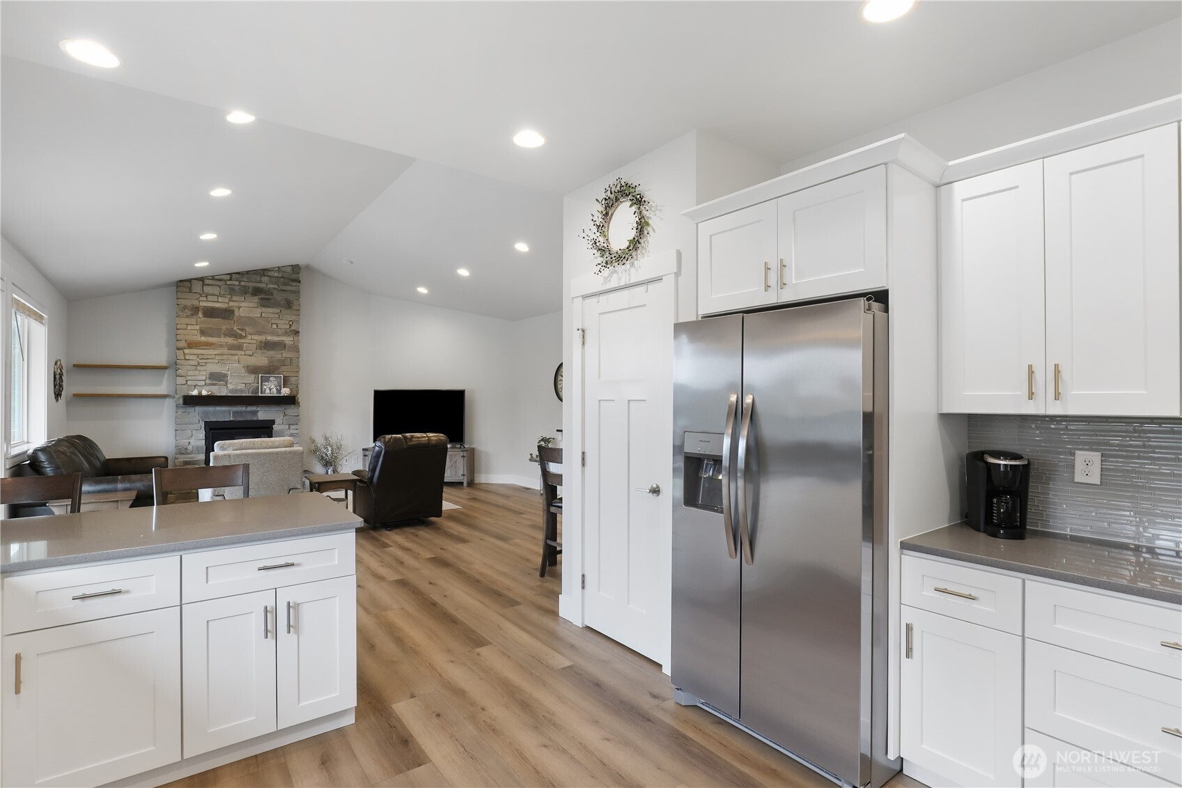 10135 Albany Park Lane Southwest Rochester, WA 98579 - Photo 8 of 29