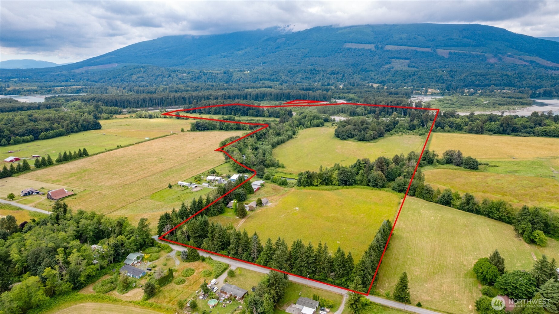 30825 Walberg Road Sedro-Woolley, WA 98284 - Photo 2 of 17