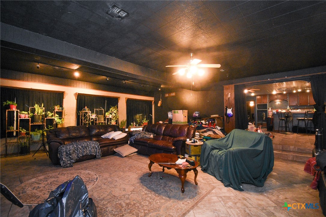 5971 Wood Hi Road Victoria, TX 77905 - Photo 12 of 48