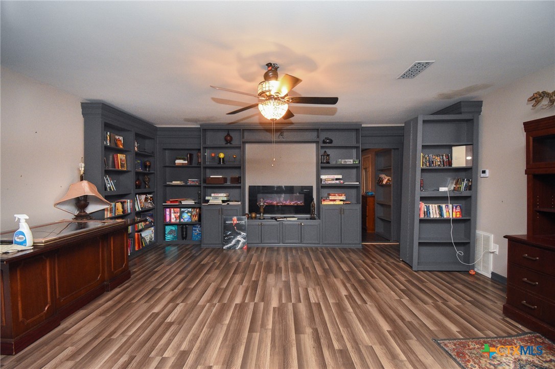 5971 Wood Hi Road Victoria, TX 77905 - Photo 18 of 48