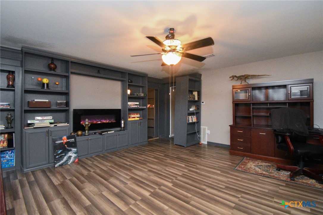 5971 Wood Hi Road Victoria, TX 77905 - Photo 19 of 48