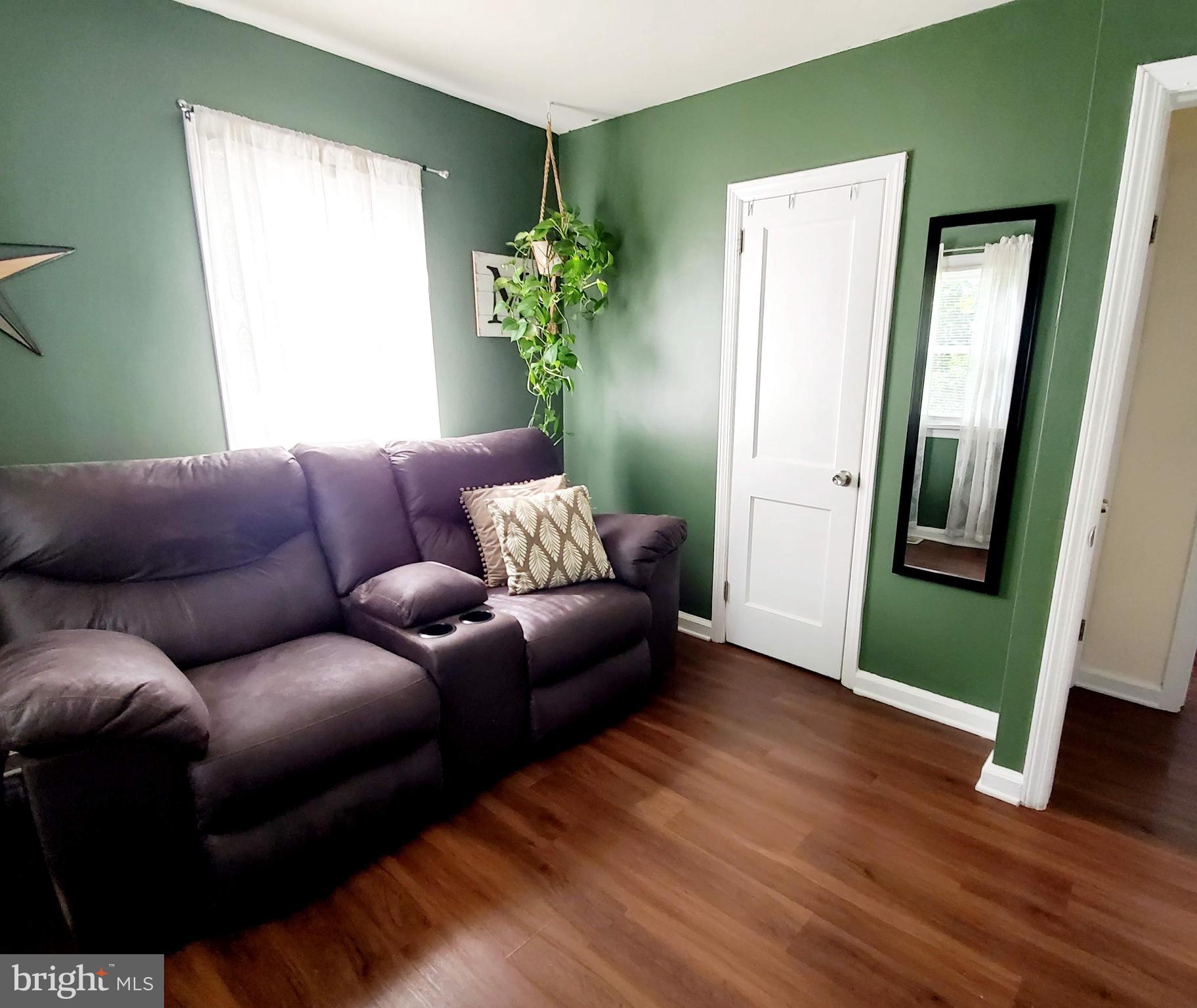 223 Deptford Road Glassboro, NJ 08028 - Photo 16 of 21