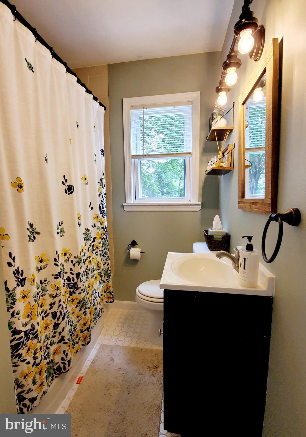 223 Deptford Road Glassboro, NJ 08028 - Photo 17 of 21