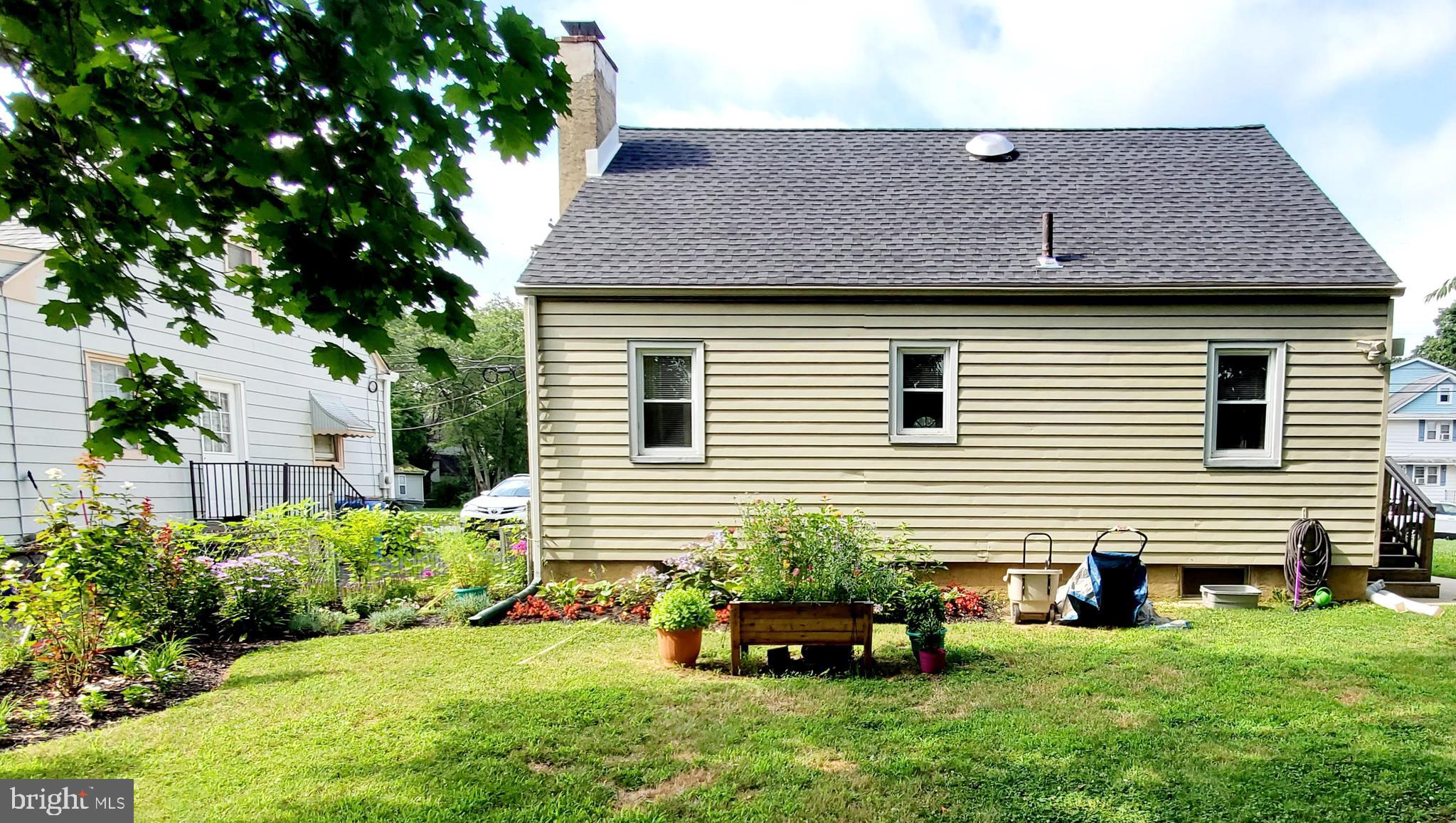 223 Deptford Road Glassboro, NJ 08028 - Photo 18 of 21
