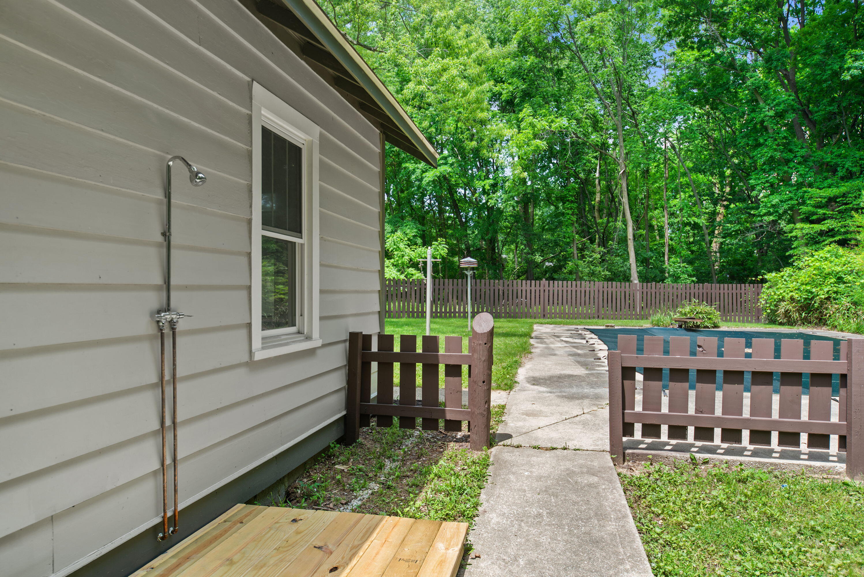 12241 Flynn Road Sawyer, MI 49125 - Photo 23 of 25 21_DavidYeeDDP_0958