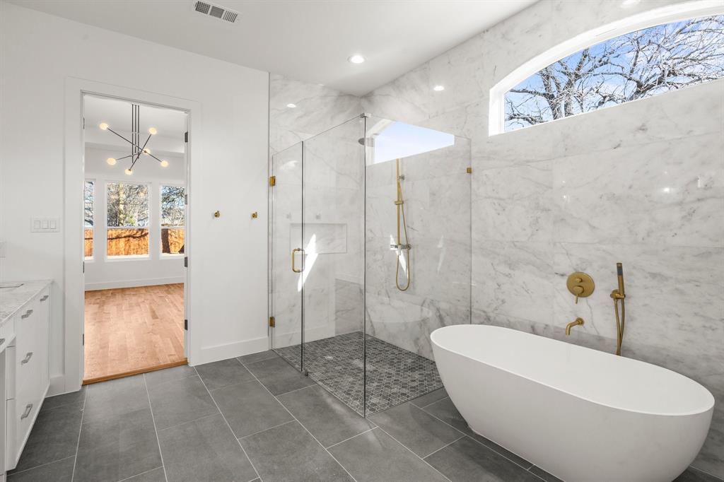 3253 Jubilee Trail Dallas, TX 75229 - Photo 16 of 31 Master closet