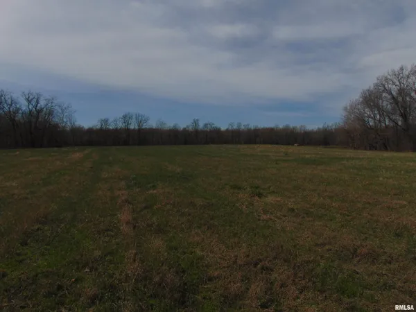 $220,000 | 11339 Plumville Road, Marion, IL 62959