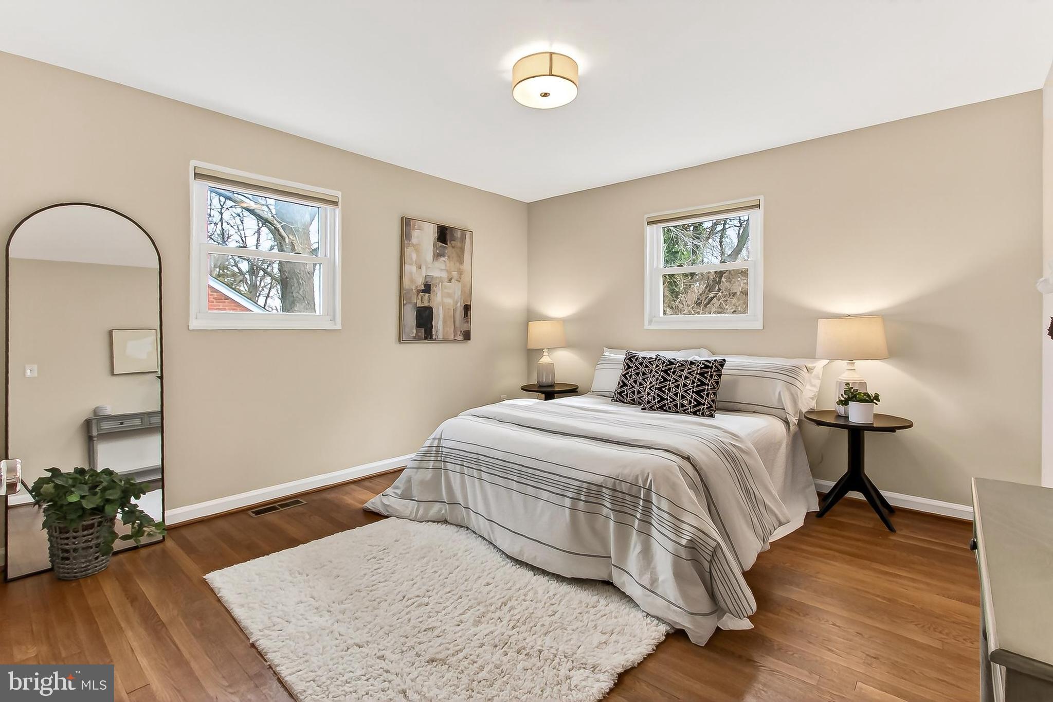 905 North McKinley Road Arlington, VA 22205 - Photo 17 of 32