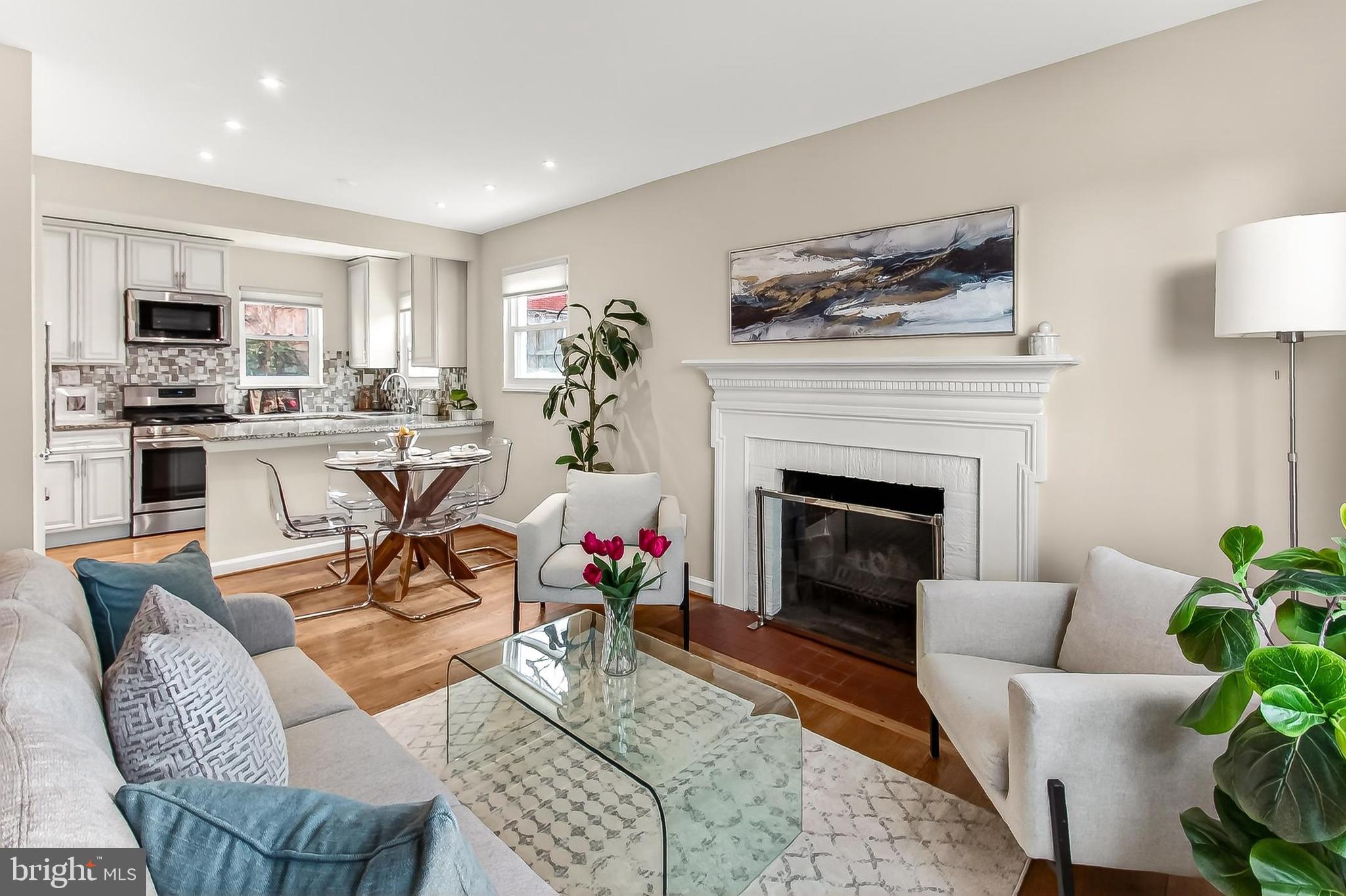 905 North McKinley Road Arlington, VA 22205 - Photo 5 of 32