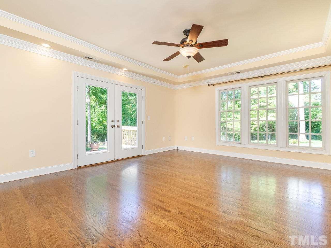 800 Faulkner Place Raleigh, NC 27609 - Photo 13 of 28