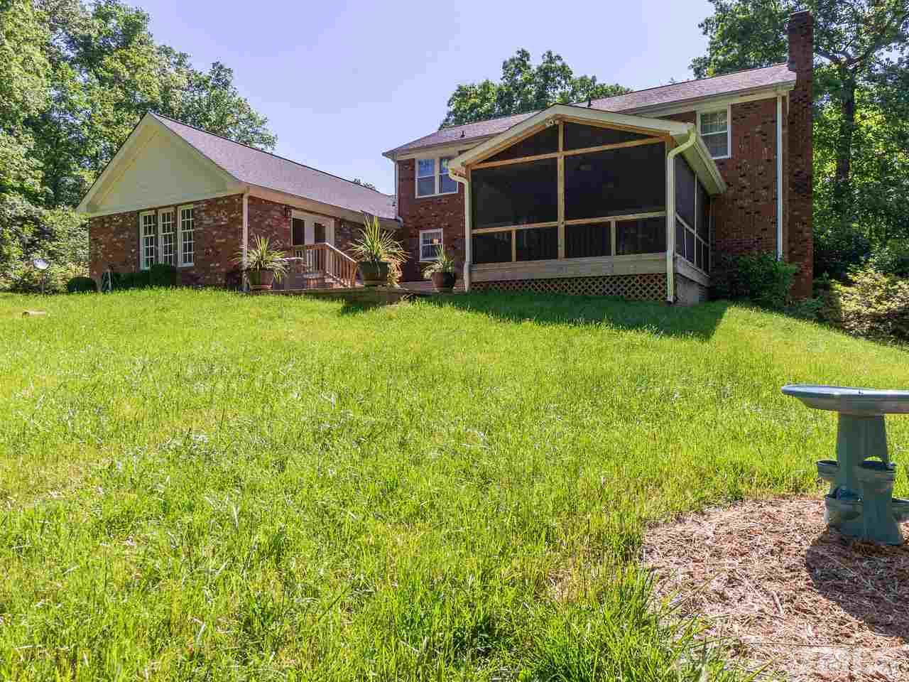 800 Faulkner Place Raleigh, NC 27609 - Photo 22 of 28