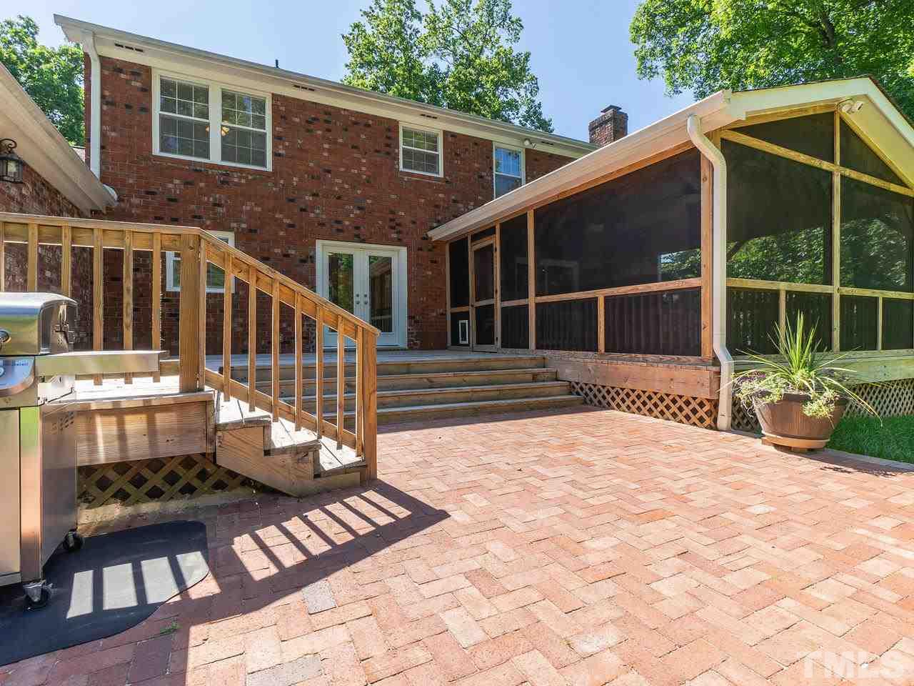 800 Faulkner Place Raleigh, NC 27609 - Photo 23 of 28
