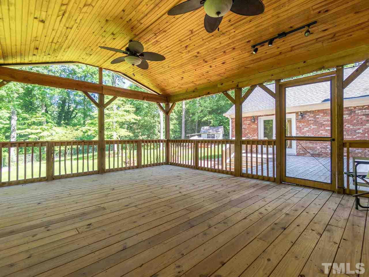 800 Faulkner Place Raleigh, NC 27609 - Photo 25 of 28