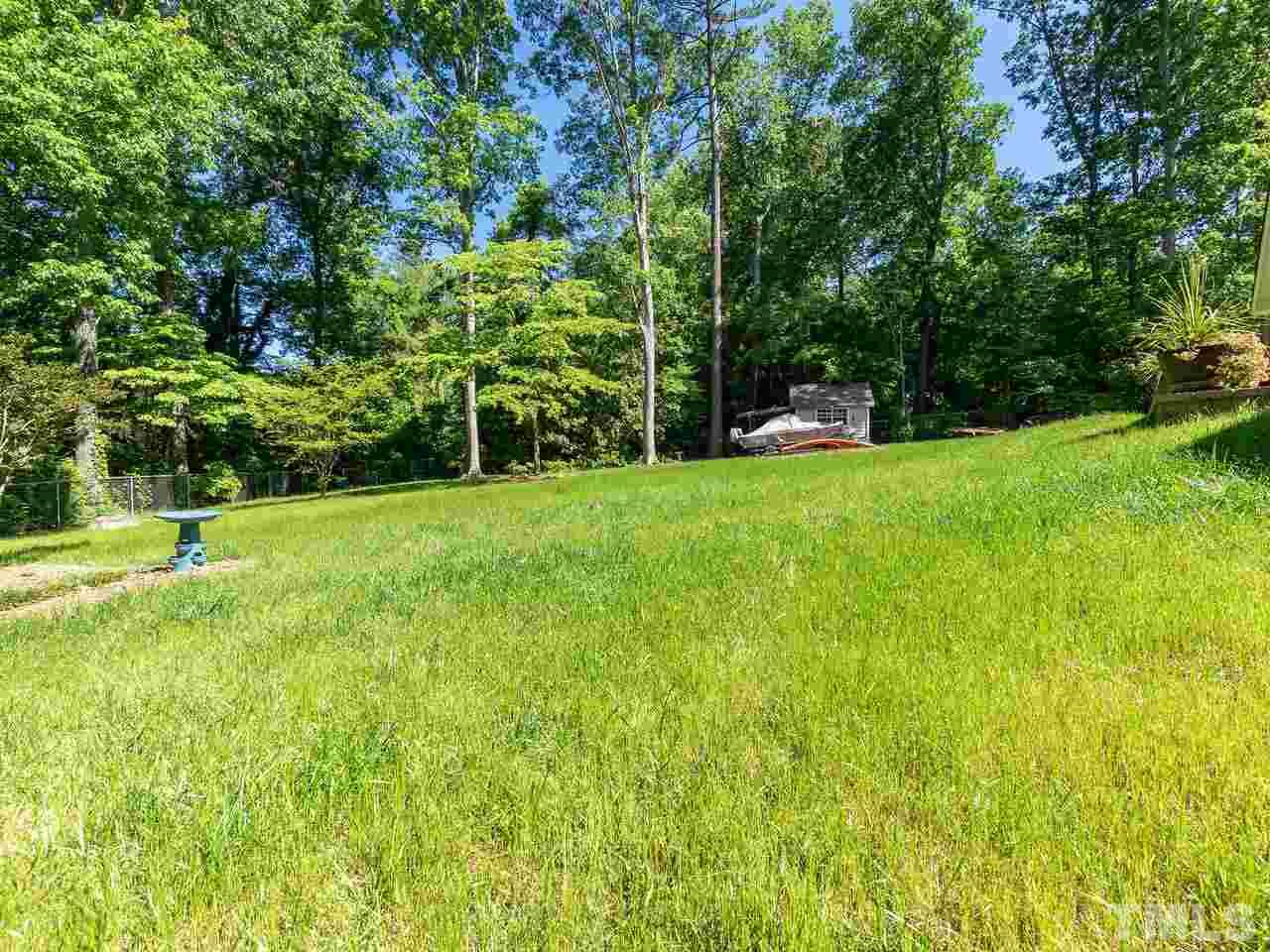 800 Faulkner Place Raleigh, NC 27609 - Photo 26 of 28