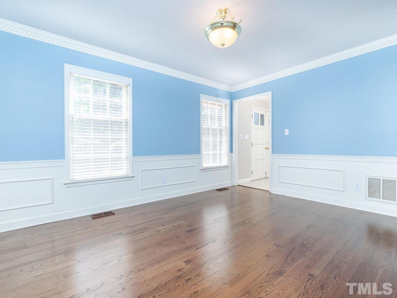 800 Faulkner Place Raleigh, NC 27609 - Photo 6 of 28