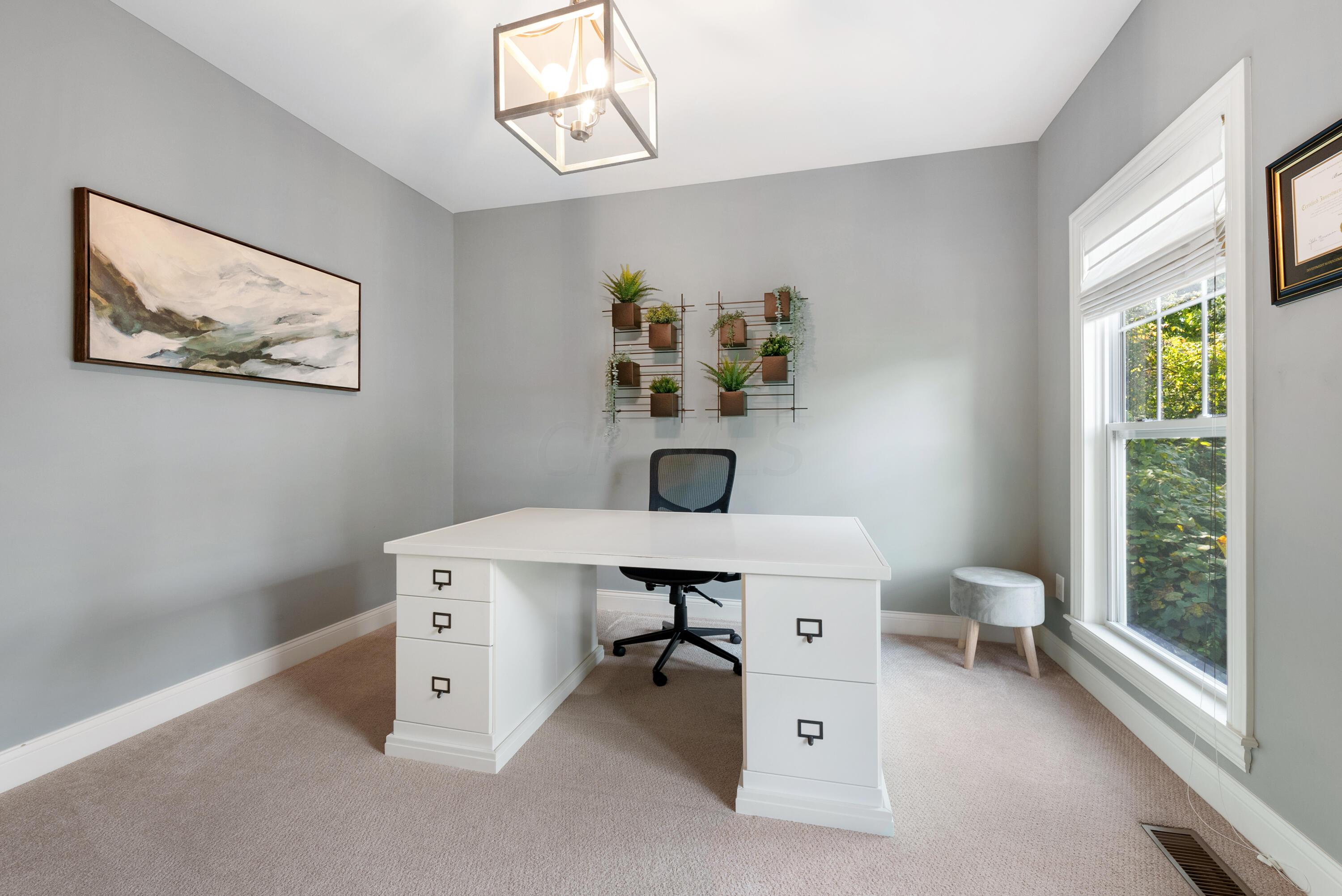 883 Elderberry Loop Delaware, OH 43015 - Photo 6 of 71 Private Home Office