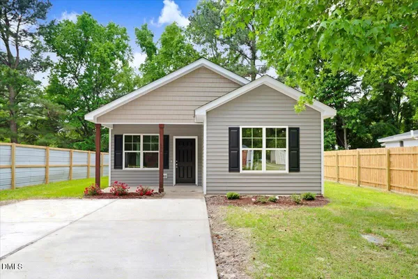 $255,000 | 722 Martin Luther King Jr Drive, Smithfield, NC 27577