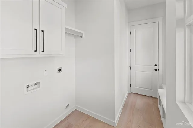 a view of a hallway with closet
