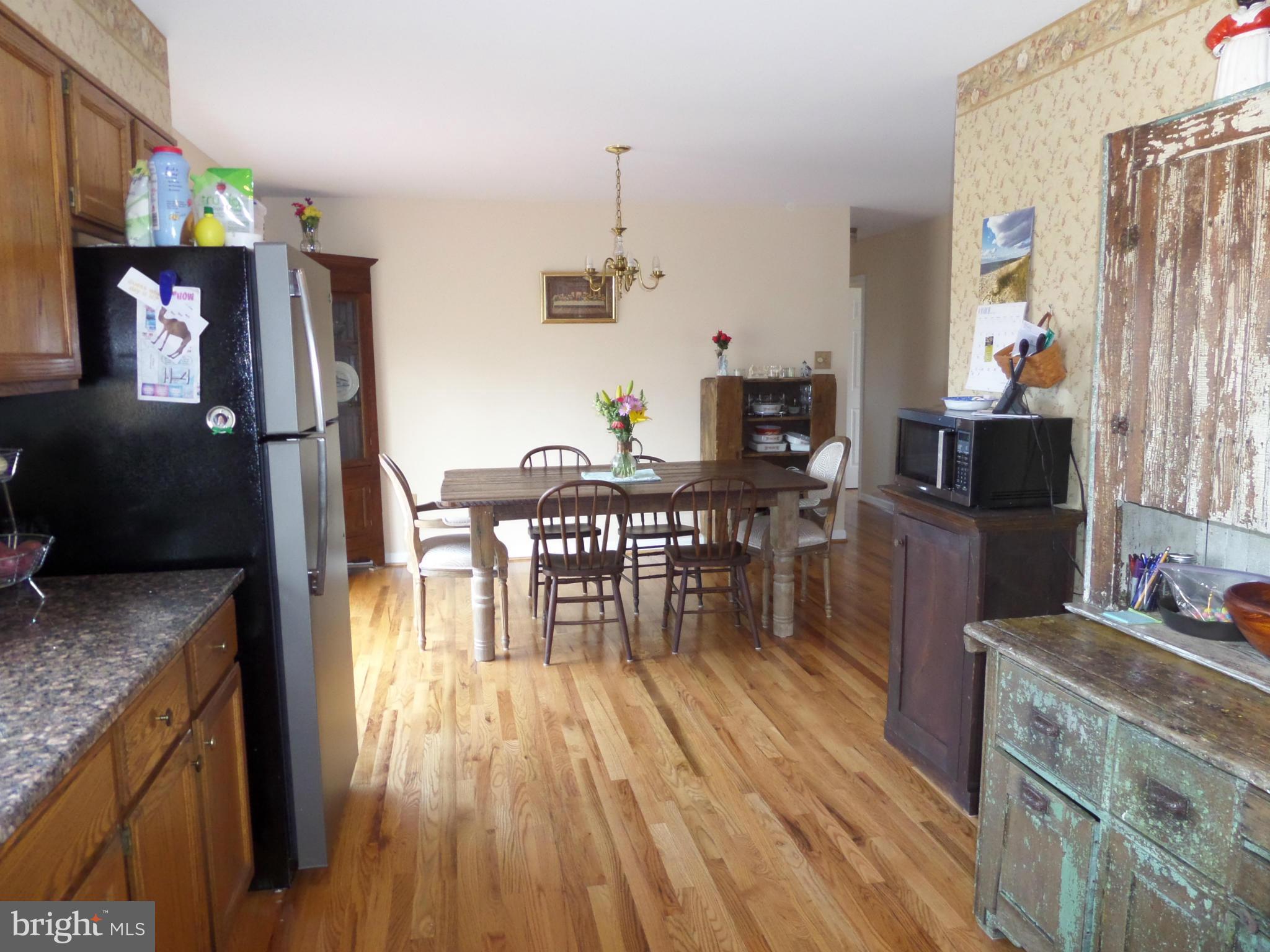 12808 Penn Shop Road Mount Airy, MD 21771 - Photo 6 of 24 Kitchen